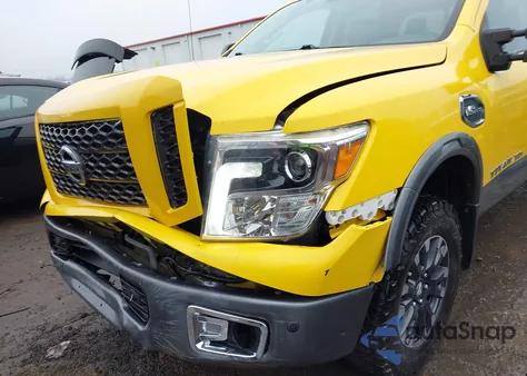 2017 Nissan Titan Xd Pro-4X Gas из США, поврежденный, VIN 1N6AA1F4XHN500499